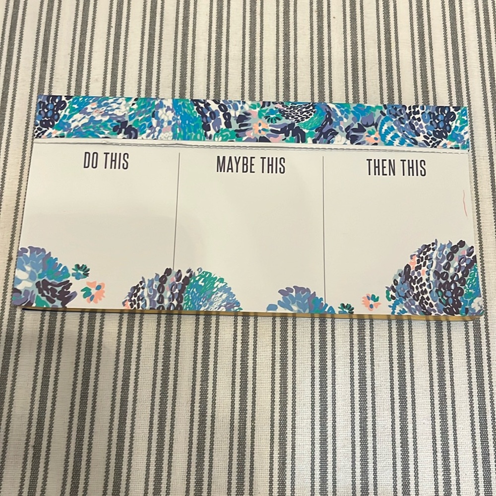 Lilly Pulitzer desk notepad